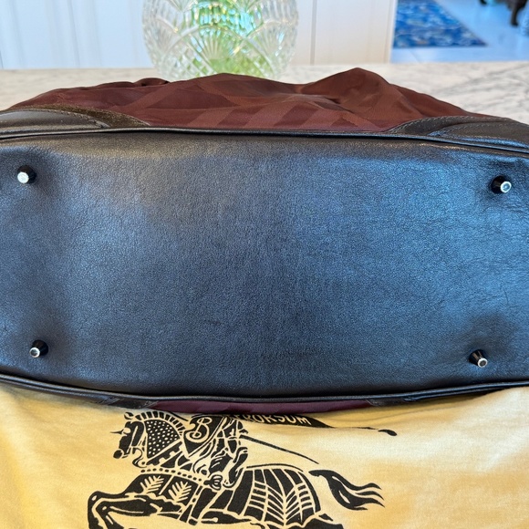Burberry Tonal Check Burgundy Jacquard Nylon/Leather/Suede 2 zip Bowling Bag. - Picture 12 of 17